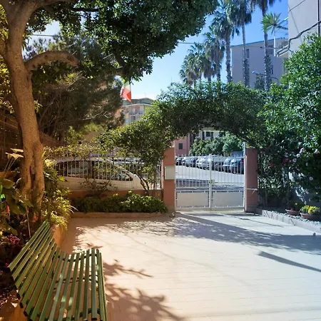 Della Piazzetta Hotel Varazze