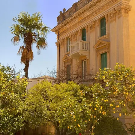 Della Piazzetta Hotel