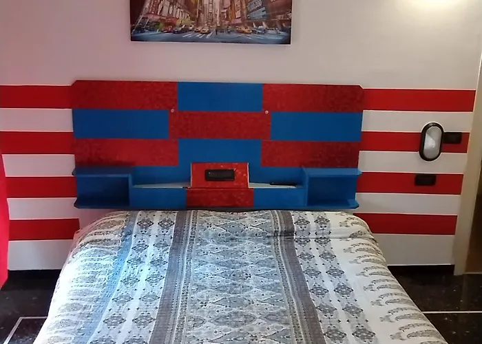 Della Piazzetta * Varazze